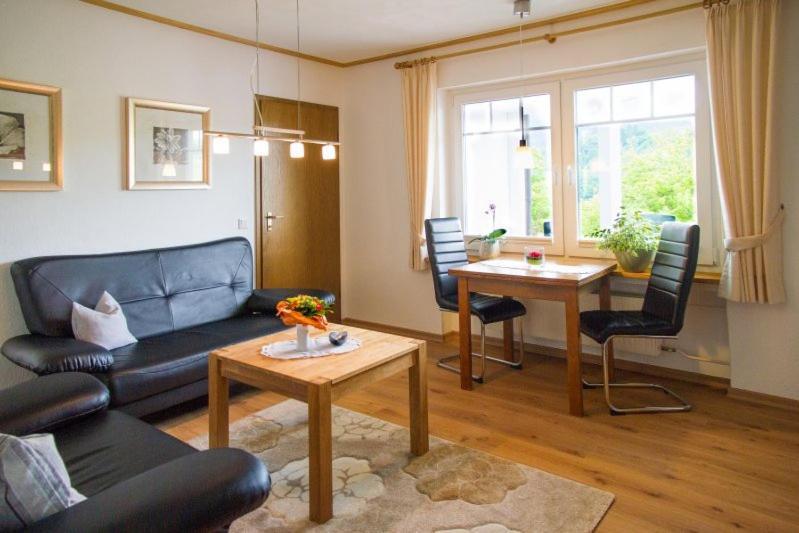 3 Sterne Ferienwohnung Pape シュマレンベルク エクステリア 写真