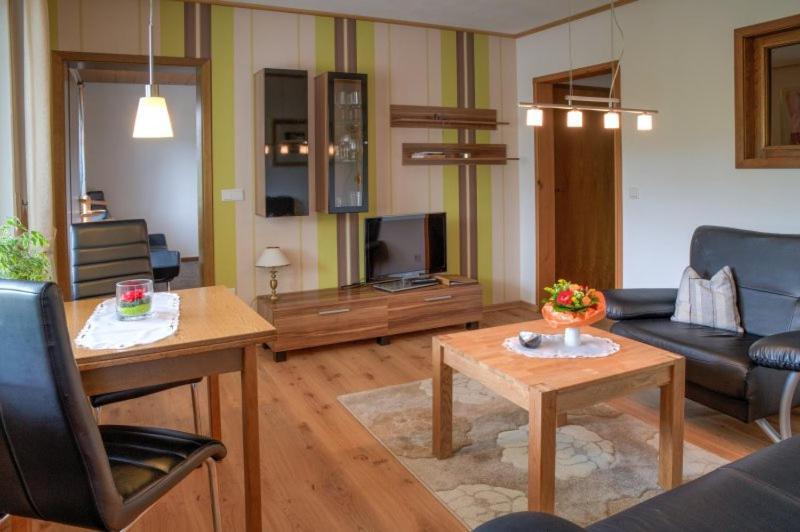 3 Sterne Ferienwohnung Pape シュマレンベルク エクステリア 写真